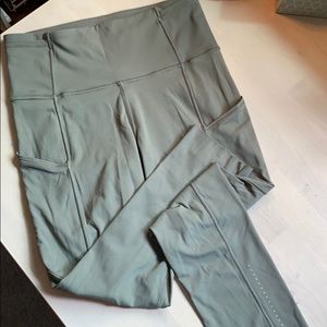 Lululemon {Fast & Free HR Crop 19”}